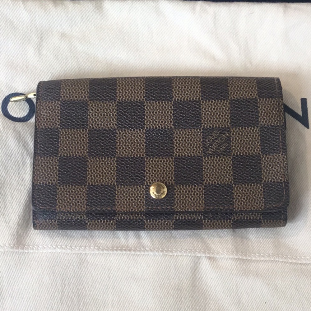Authentic Lois Vuitton DAMIER EBENE Port Billets Monnaie Zipper Compact Wallet